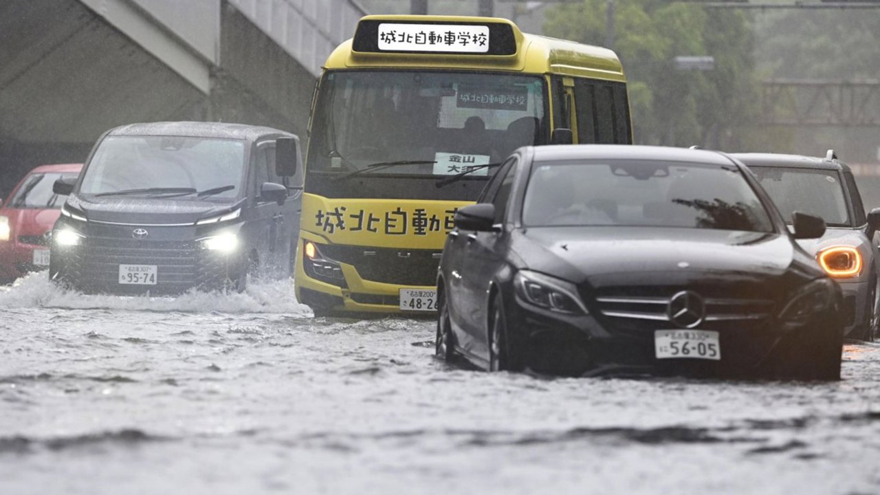 Japonya'da heyelan: 4 ölü 6 kayıp