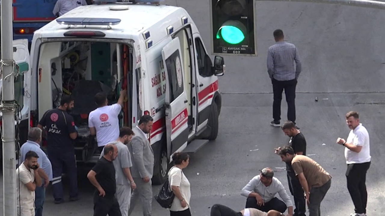Gaziantep'te kırmızı ışık ihlali kazaya neden oldu: Bir yaralı