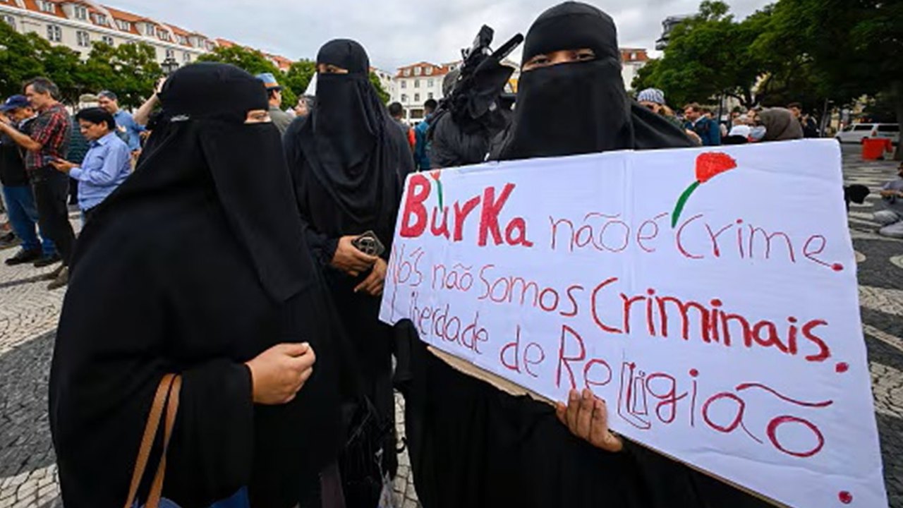 Portekiz'de kamusal alanda yüz maskesi takmak yasaklandı: Yasa, Müslüman kadınları hedef alıyor!