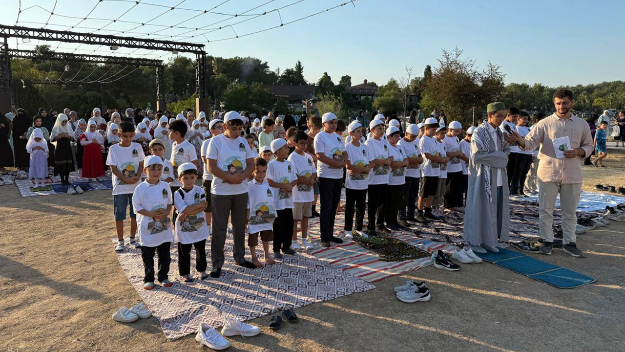 İzmir'de "Hayat Namazla Güzeldir" etkinliği düzenlenecek