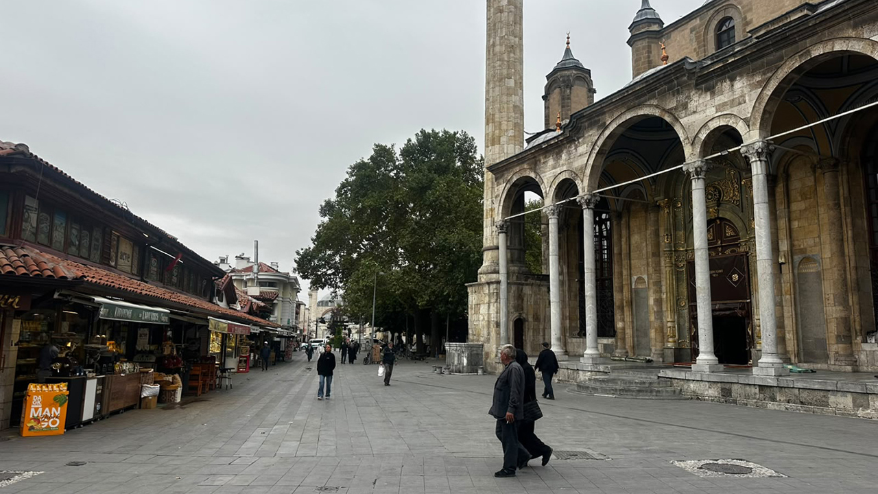 Konya’da sıcaklar düştü, hava bir anda soğudu