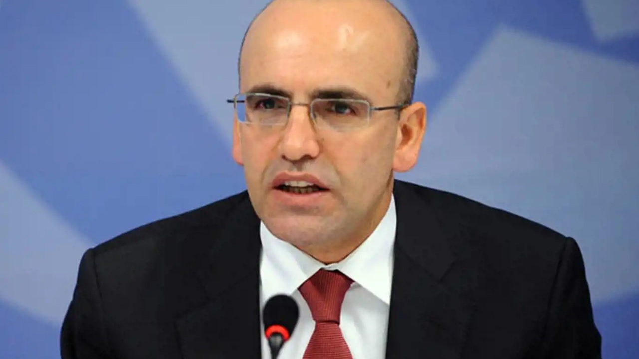 Bakan Şimşek’ten istifa iddialarına net yalanlama 