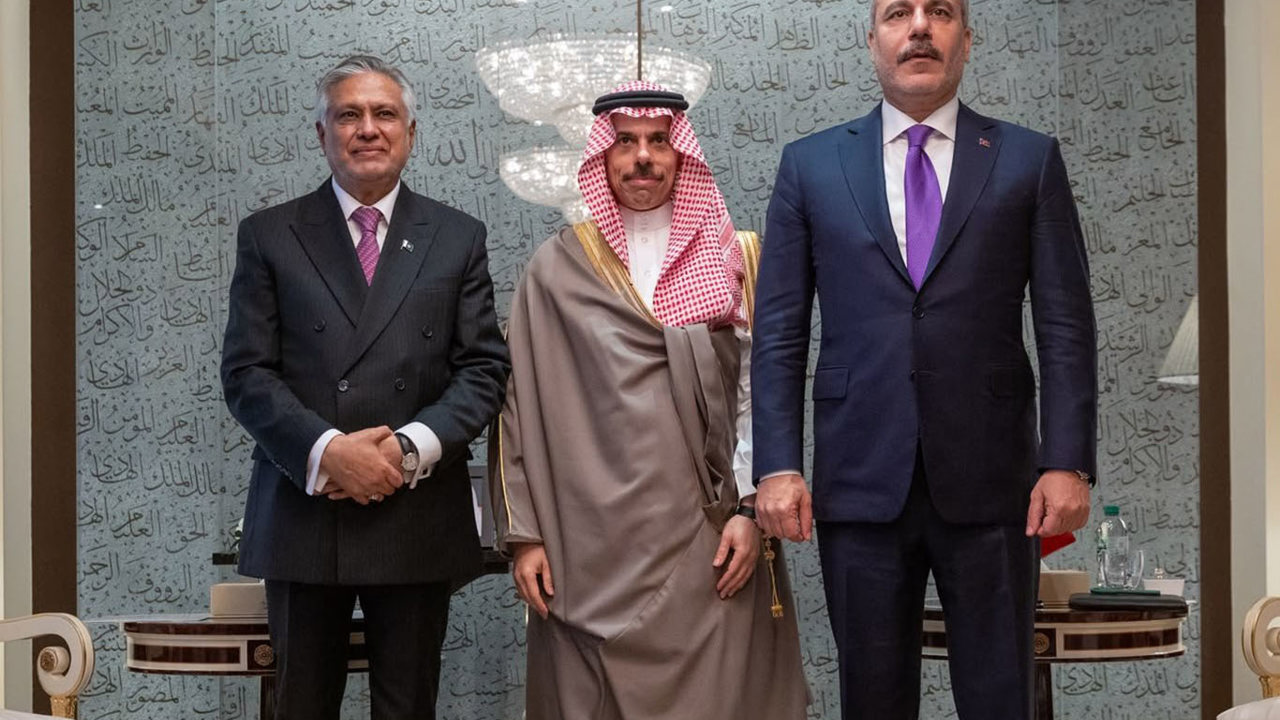 Türkiye, Suudi rejimi ve Pakistan'dan Mekke Anlaşması için acil toplantı hazırlığı