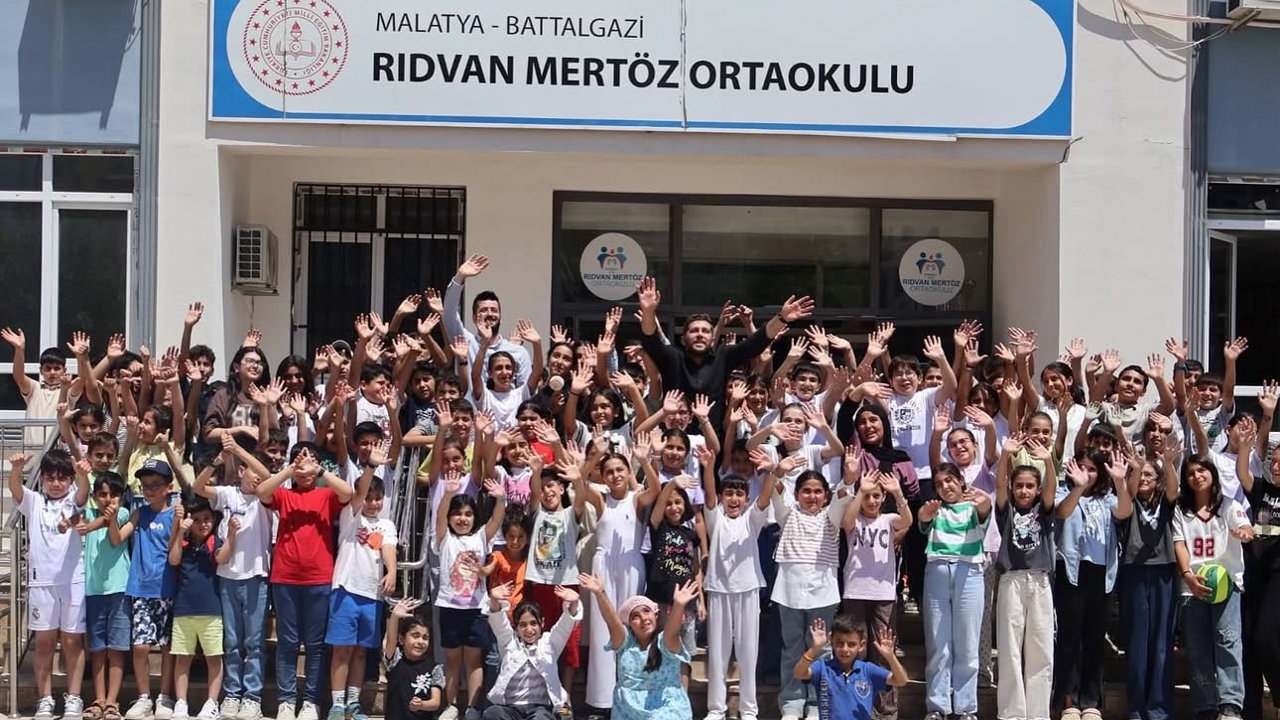 TÜGVA Malatya Yaz Okulları Binlerce Öğrenciyle Sürüyor