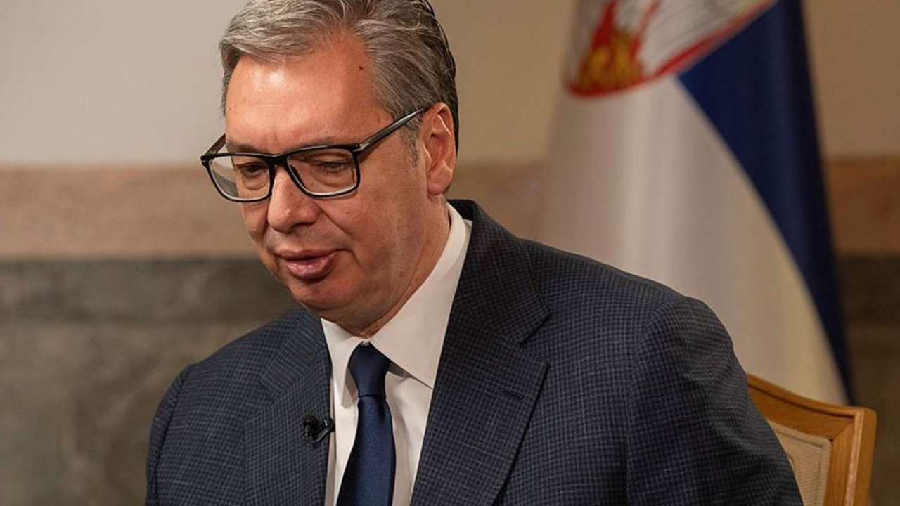 Sırbistan Cumhurbaşkanı Aleksandar Vucic görevinden istifa etti