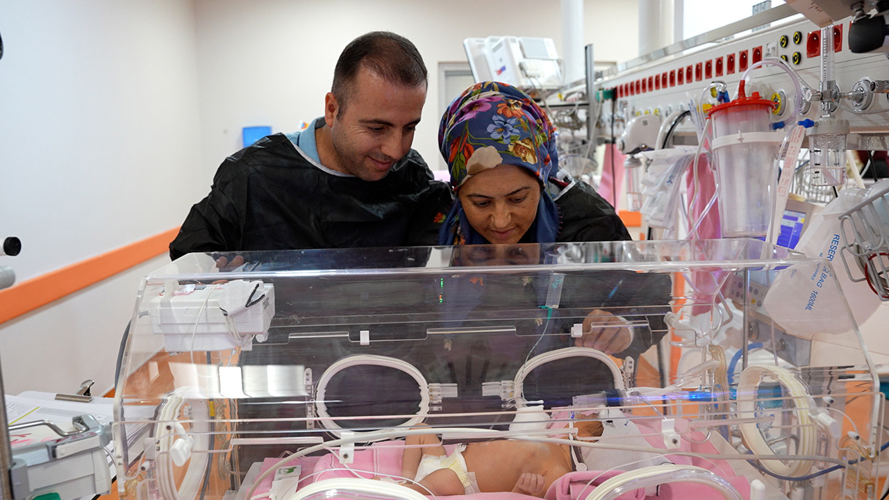 MEAH'ın Tüp Bebek Ünitesi'nin ilk bebekleri dünyaya geldi