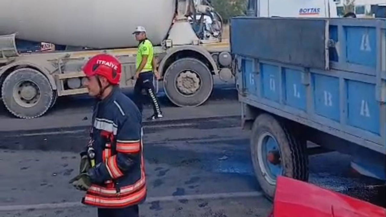 Malatya'da beton mikseri ile traktör çarpıştı: 2 yaralı