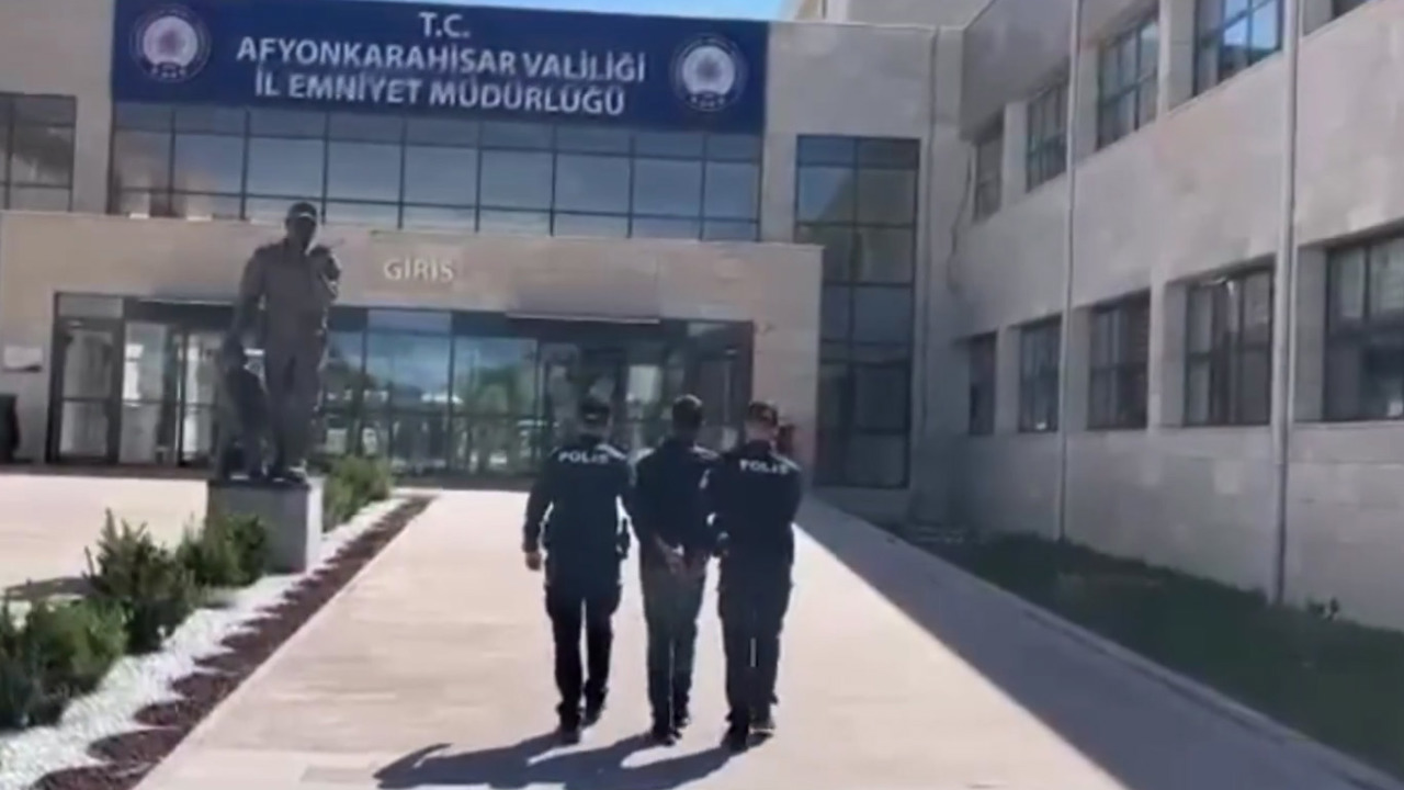 Afyonkarahisar’da 12 yıl 6 ay hapis cezasıyla aranan şahıs yakalandı