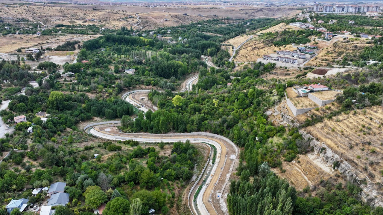 Yeşilyurt'un tarihi ve turizmi Beylerderesi Yaşam Vadisi ile canlanıyor