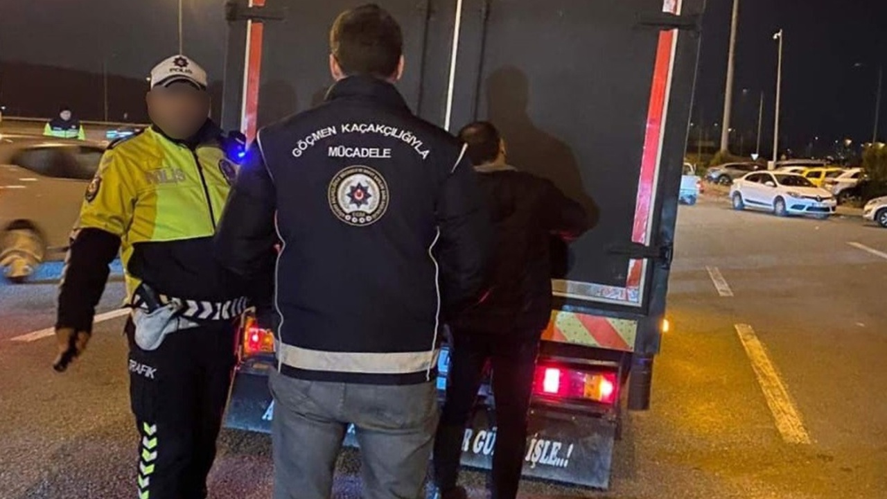 Bursa’da 20 düzensiz göçmen yakalandı