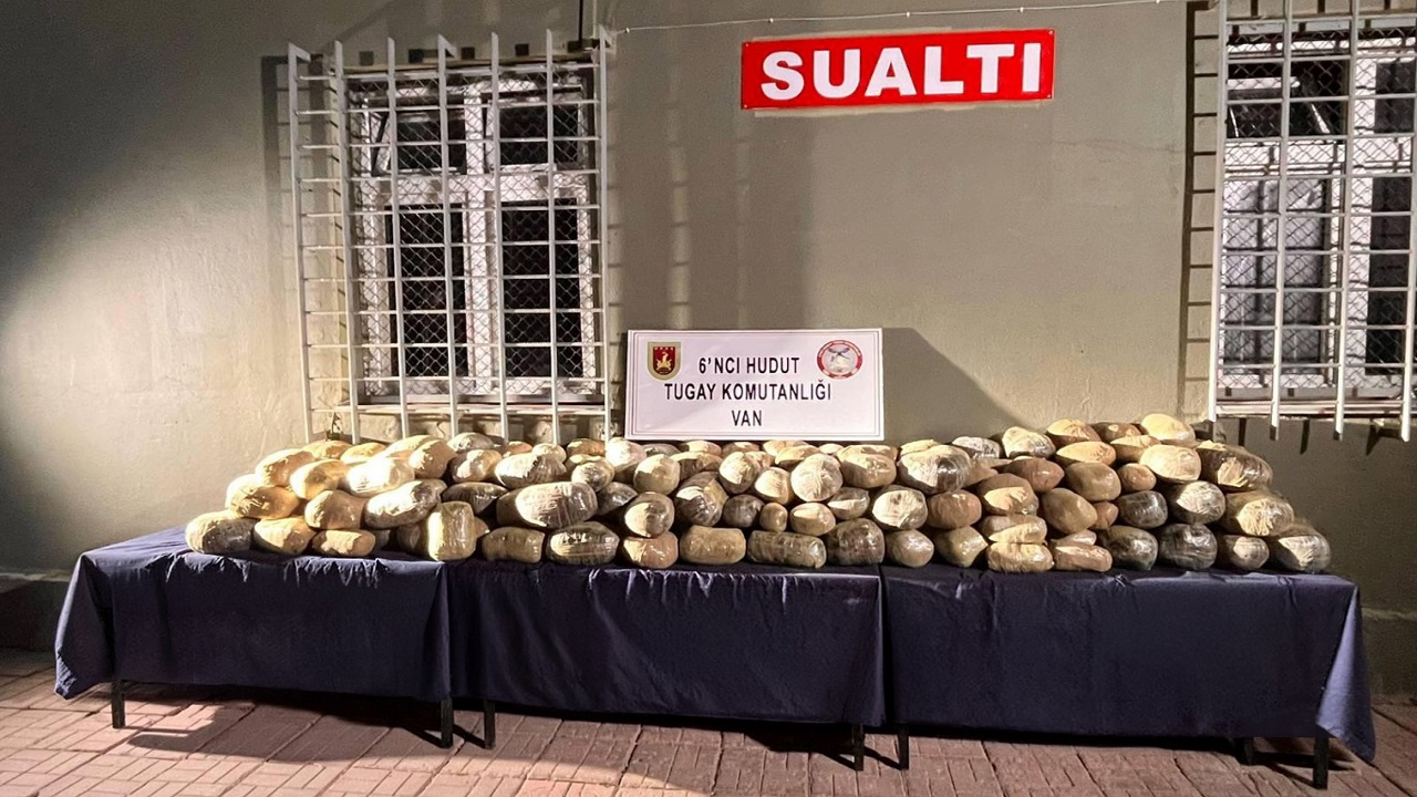 Van hudut hattında 412 kilogram uyuşturucu ele geçirildi