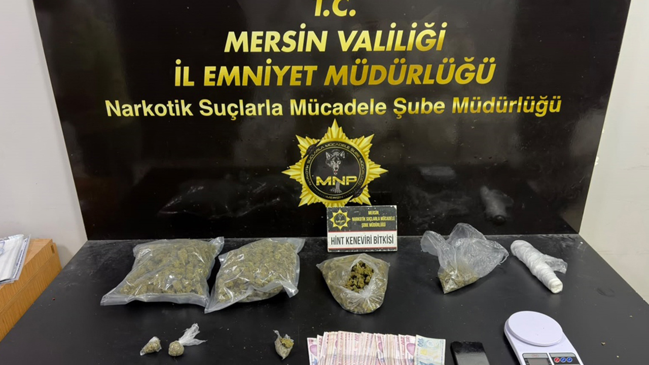 Mersin'de sokak satıcılarına operasyon: 4 tutuklama