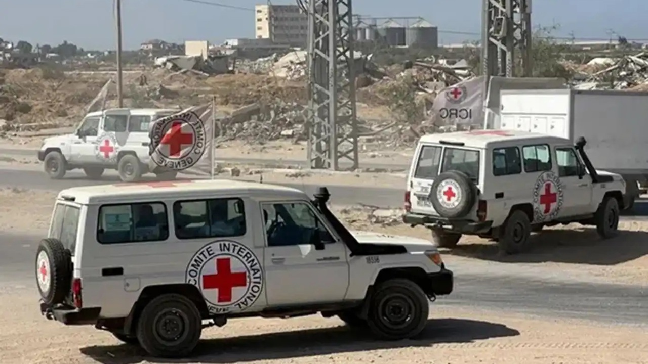 Gazze’ye serbest bırakılan Filistinliler Gazze’ye nakledildi 
