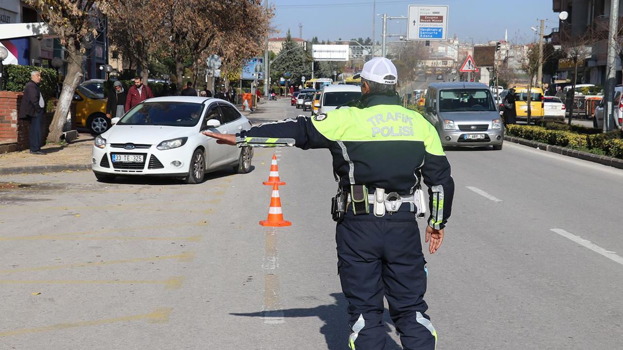 Eskişehir’de eylül ayında bin 138 araç trafikten men edildi