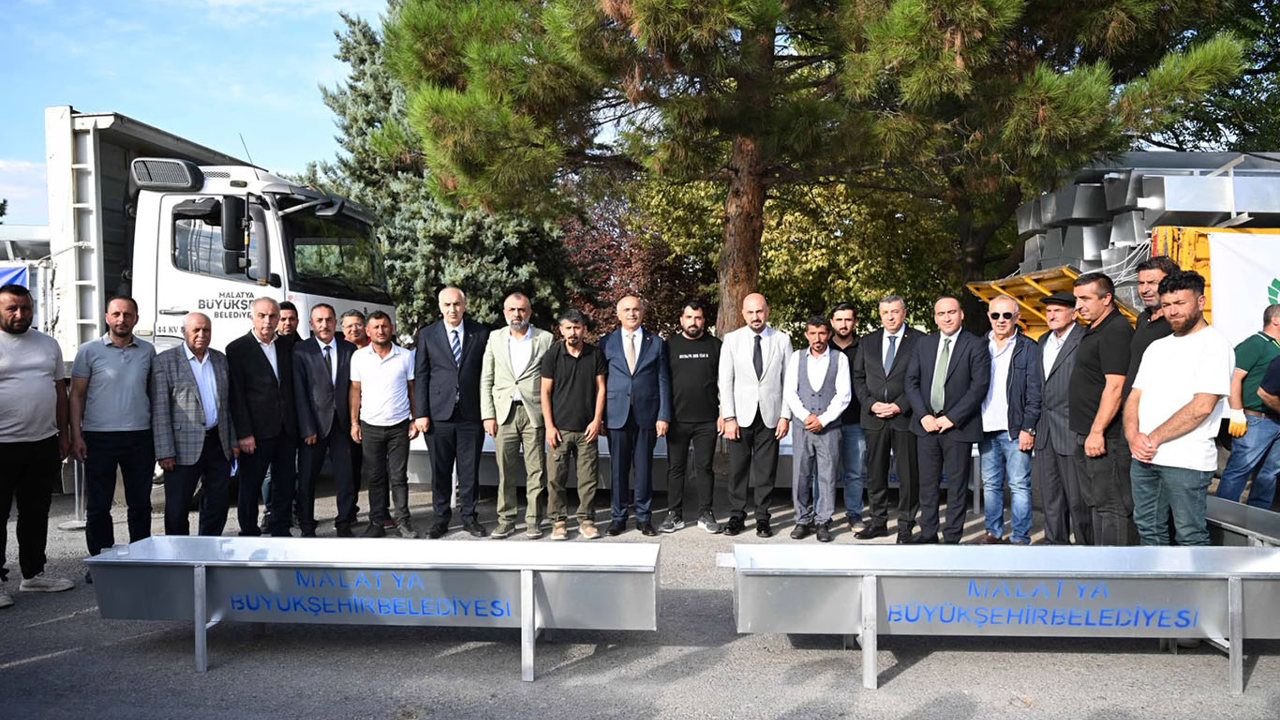 Malatya'da hayvan üreticilerine sıvat desteği