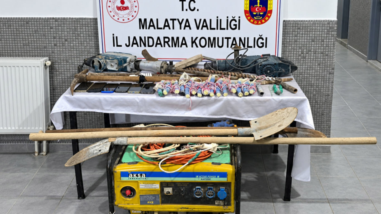 Kaçak kazı yapan 6 şüpheli suçüstü yakalandı