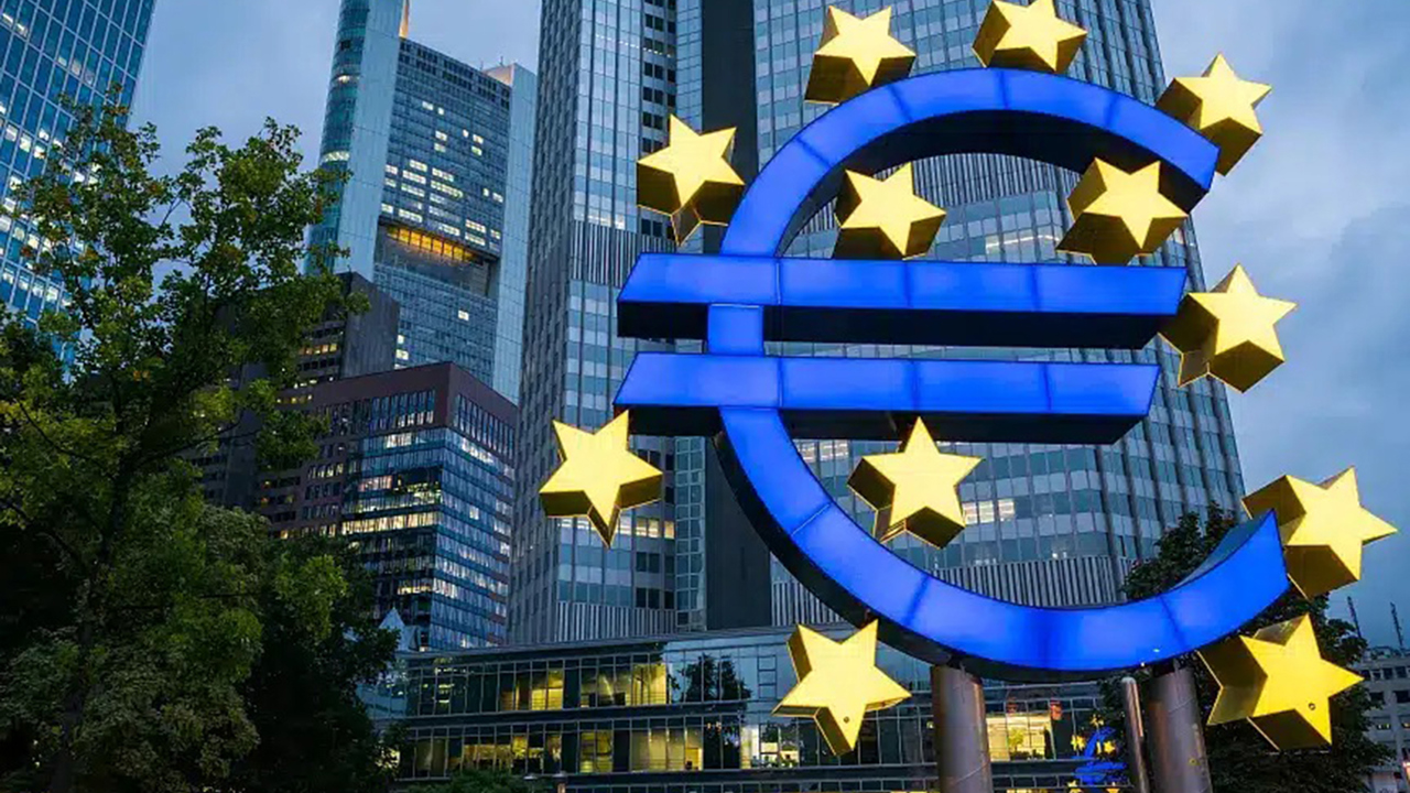 Euro Bölgesi'nde enflasyon son üç yılın zirvesinde 