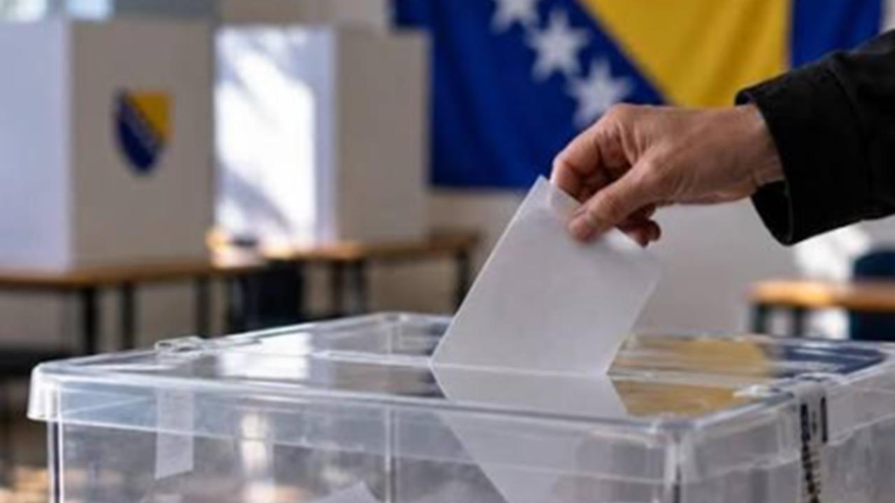 Bosna Hersek'te halk yarın sandık başına gidecek