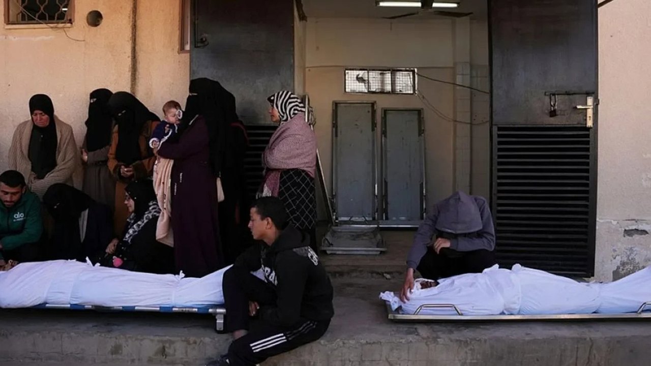 Gazze'de bir günde 9 şehit, 18 yaralı