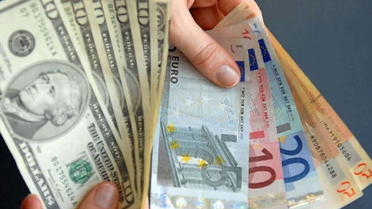 Dolar güçleniyor, euro geriliyor