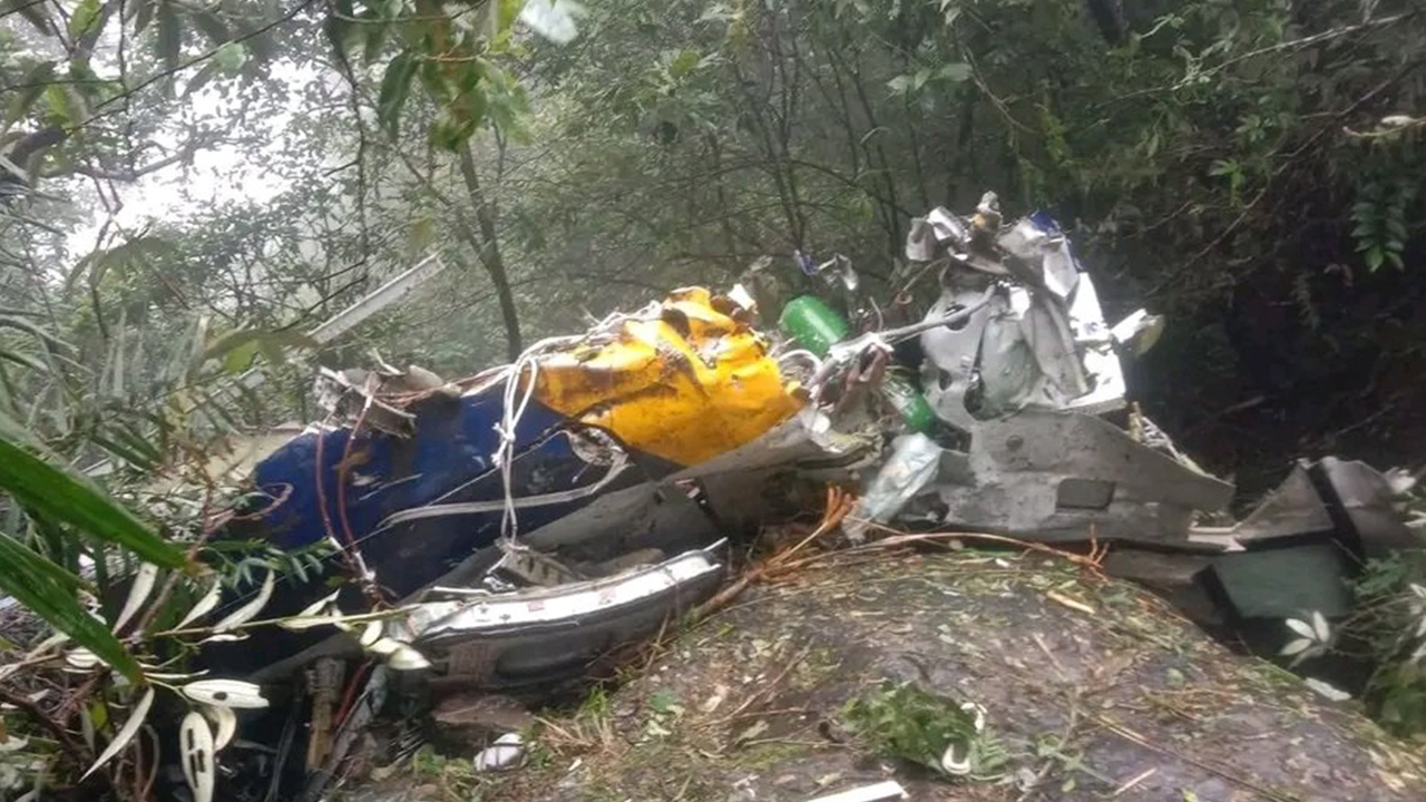 Nijerya’da askeri uçak düştü: 32 kişi hayatını kaybetti