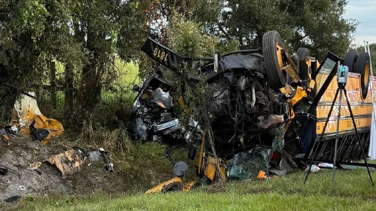 Florida'da okul servisi kazası: 1’i öğrenci 2 ölü, 26 yaralı