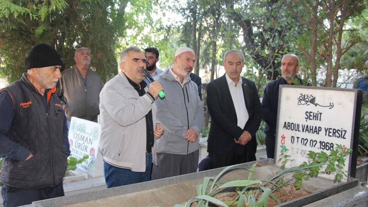 Şehadet mektebinin öğretmeni Abdulvahap Yersiz kabri başında yad edildi