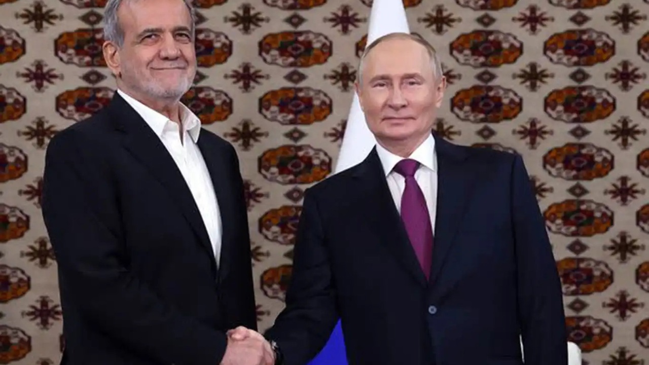 Pezeşkiyan-Putin görüşmesi Türkmenistan’da 