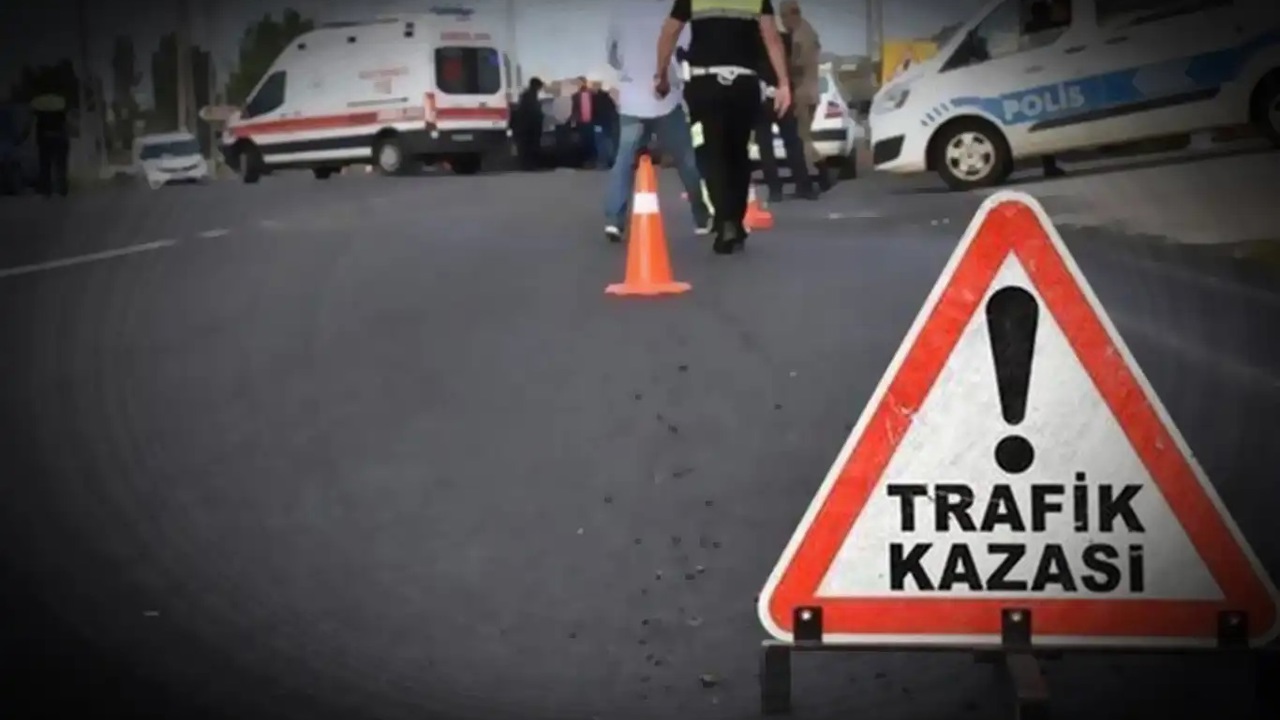 Çorum'da otomobil ile cip çarpıştı: 4 kişi hayatını kaybetti