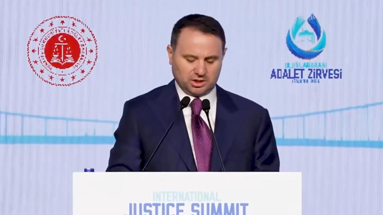 Gürlek: Filistin Adalet Bakanı'nın zirveye katılmasının engellenmesi kaygı verici