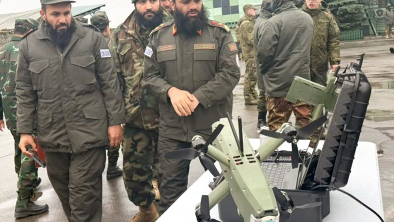 Afganistan İslam Emirliği ile Rusya arasında askerî iş birliği arayışı
