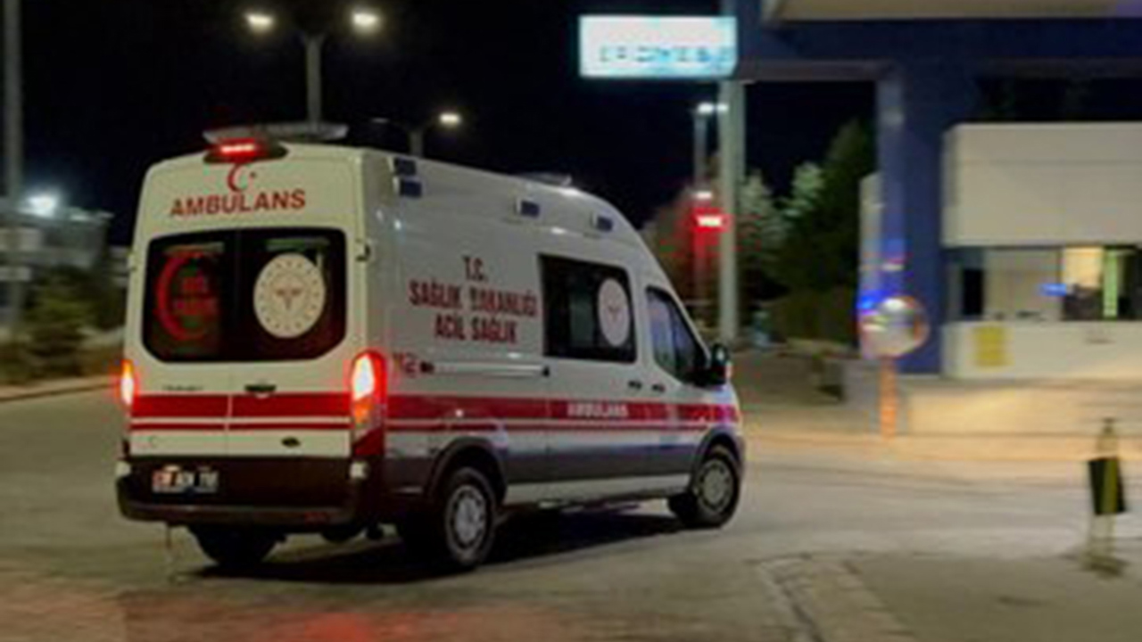 Bingöl'de otomobil bariyere çarptı: 2 ölü, 2 yaralı