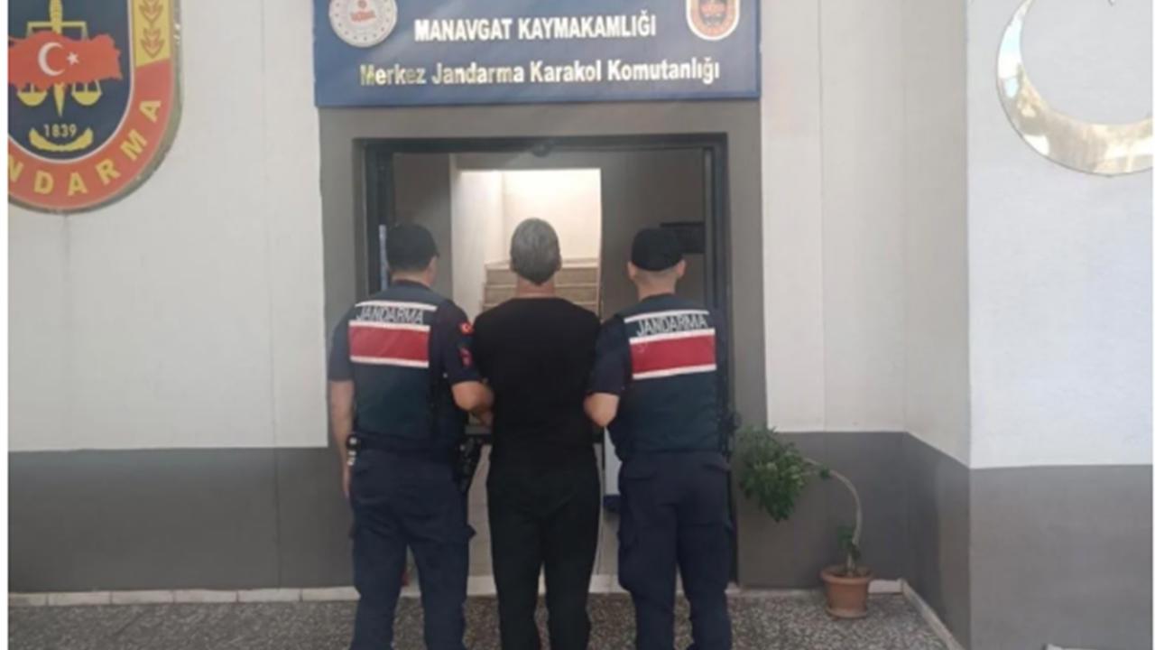  Antalya’da araması bulunan 594 kişi yakalandı