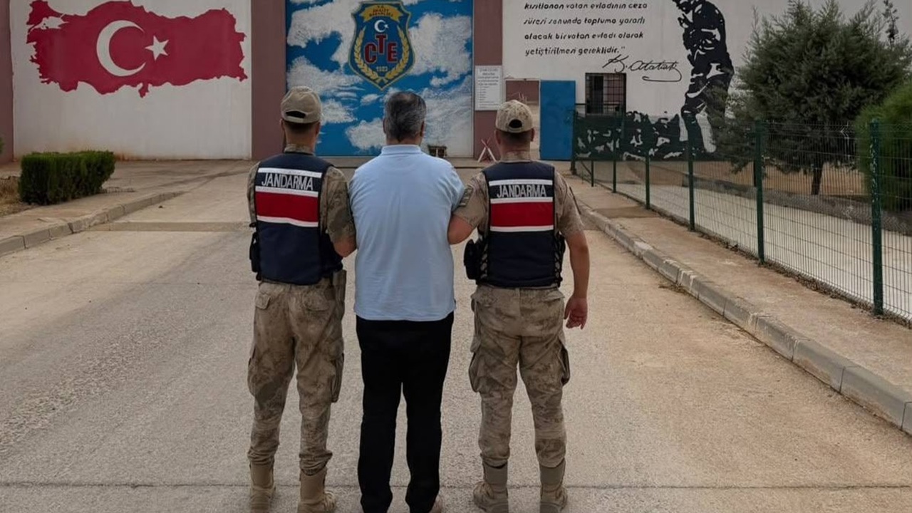 Gaziantep'te FETÖ operasyonu: 2 şüpheli tutuklandı