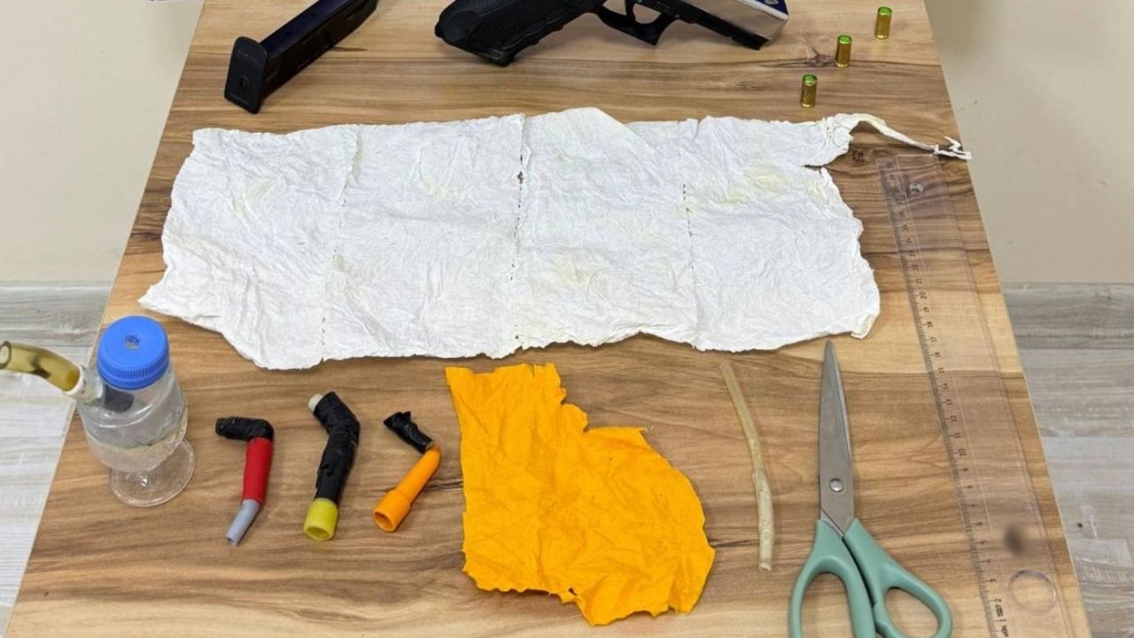 Afyonkarahisar'da uyuşturucu operasyonunda 2 şüpheli tutuklandı