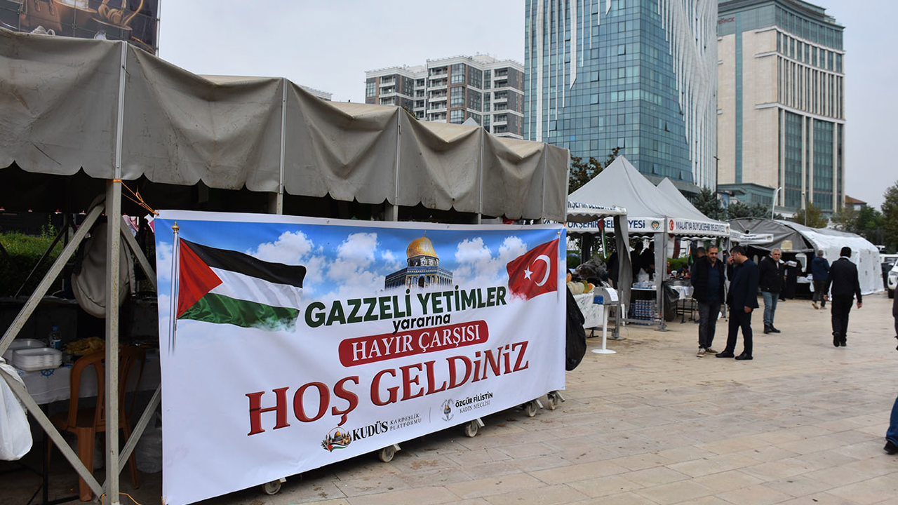 Malatya'da Gazzeli yetim çocuklar yararına hayır çarşısı açıldı