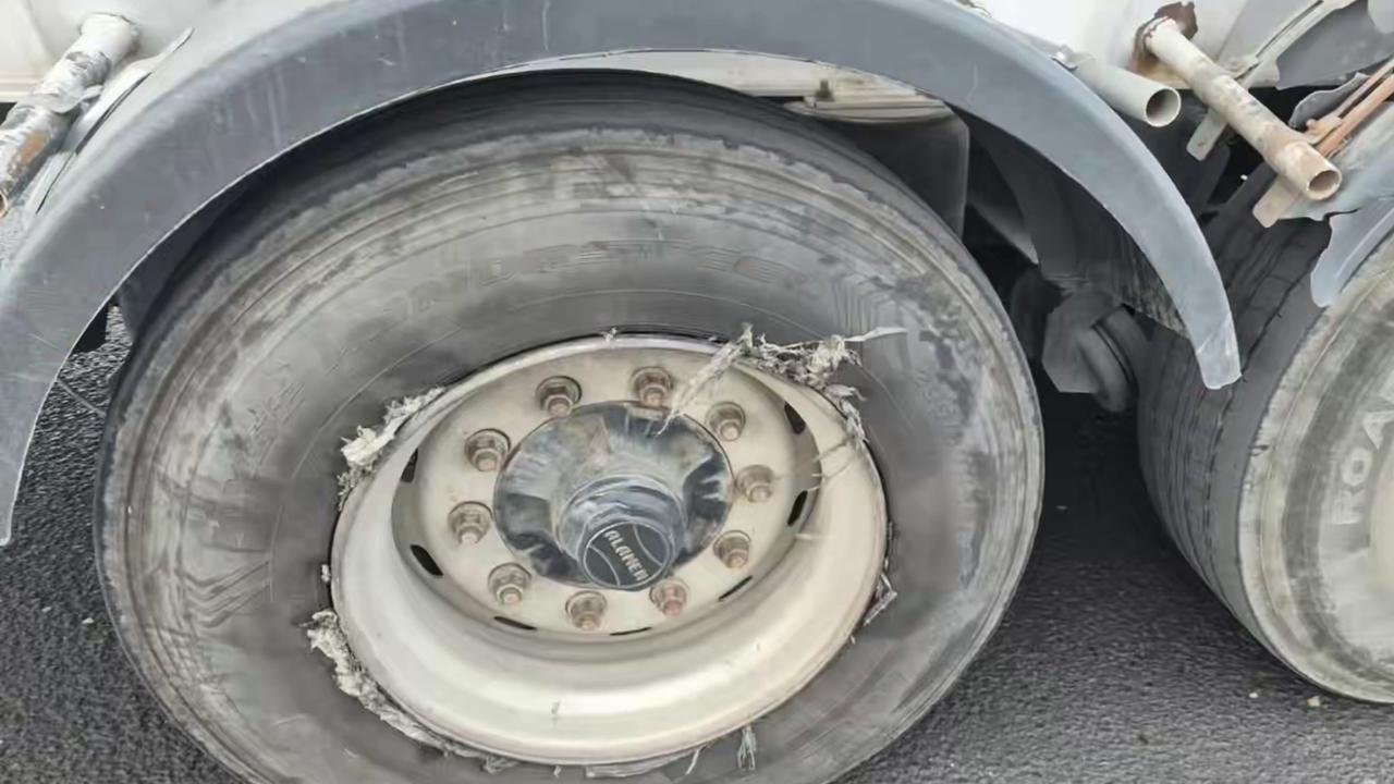 Gaziantep TAG Otoyolu'nda 25 araca lastik cezası
