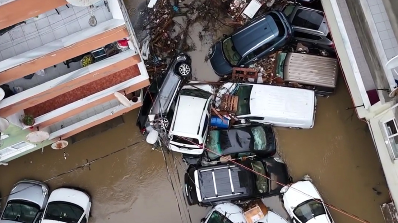 İstanbul’da yağışta rekor kırıldı: 2 bin 722 kişi kurtarıldı