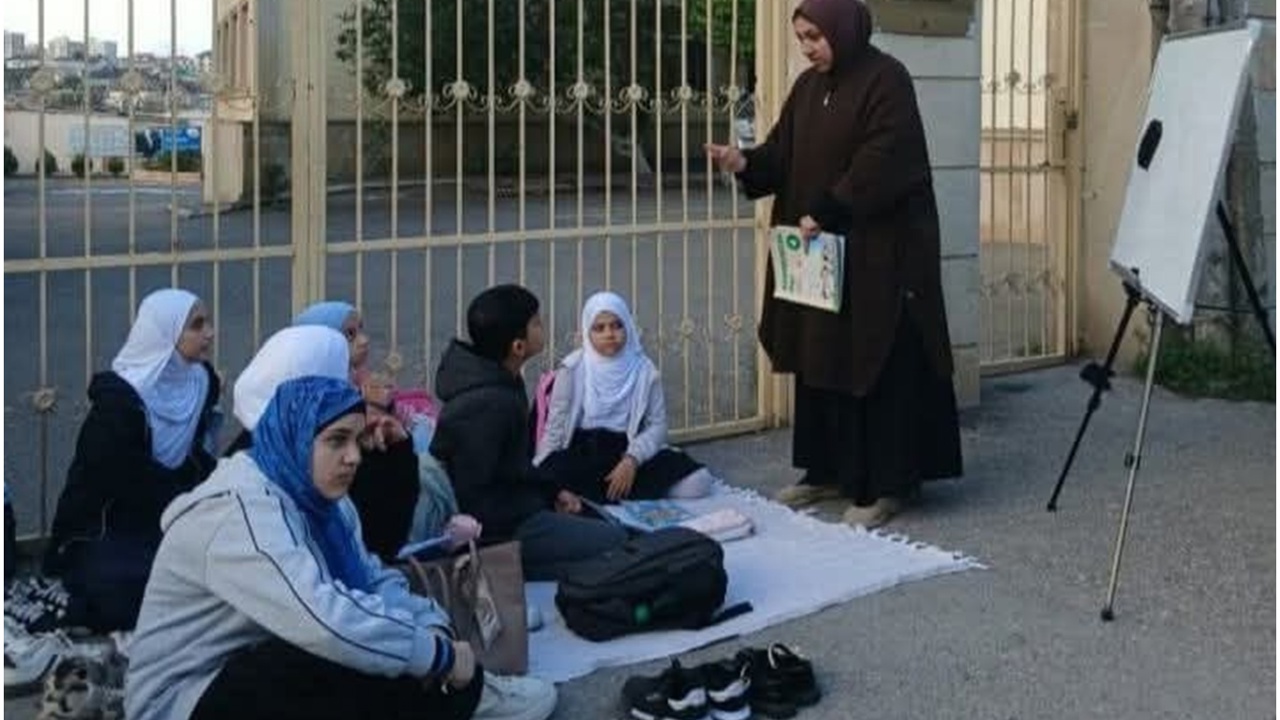 İslam Alimler Birliği'nden Azerbaycan'a başörtüsü tepkisi