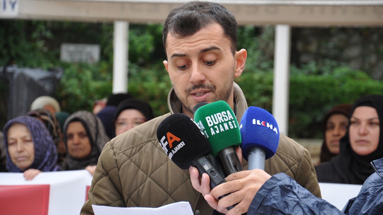 Azerbaycan’a başörtüsü çağrısı: Türkiye’nin yakın tarihinden ders çıkarın
