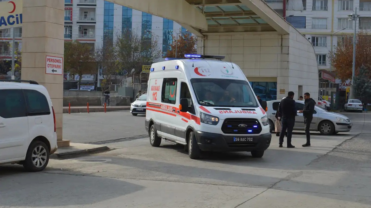 Siirt'te gıda zehirlenmesi şüphesiyle hastaneye başvuranların sayısı 88'e yükseldi