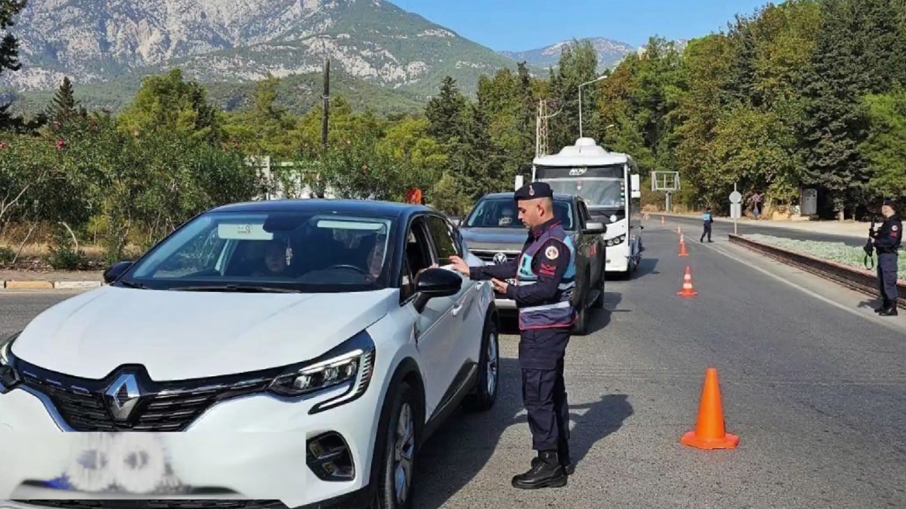 81 ilde 912 aranan şahıs yakalandı