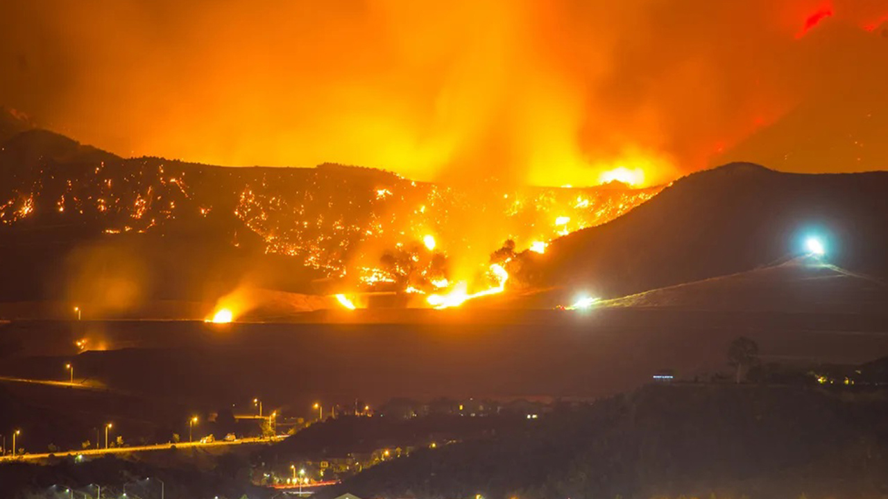 ABD California'da orman yangını: 231 hektar alan küle döndü