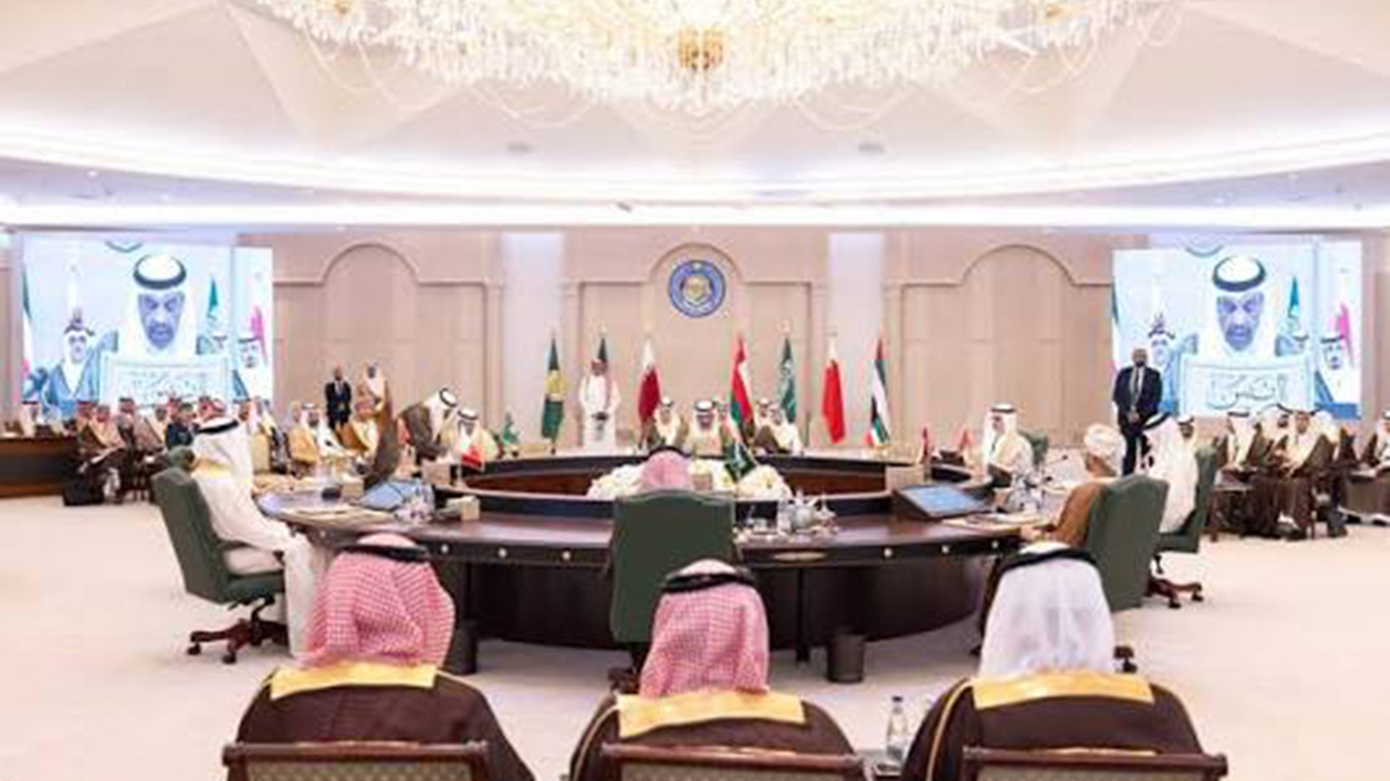 Manama'da Körfez İşbirliği Konseyi zirvesi başladı