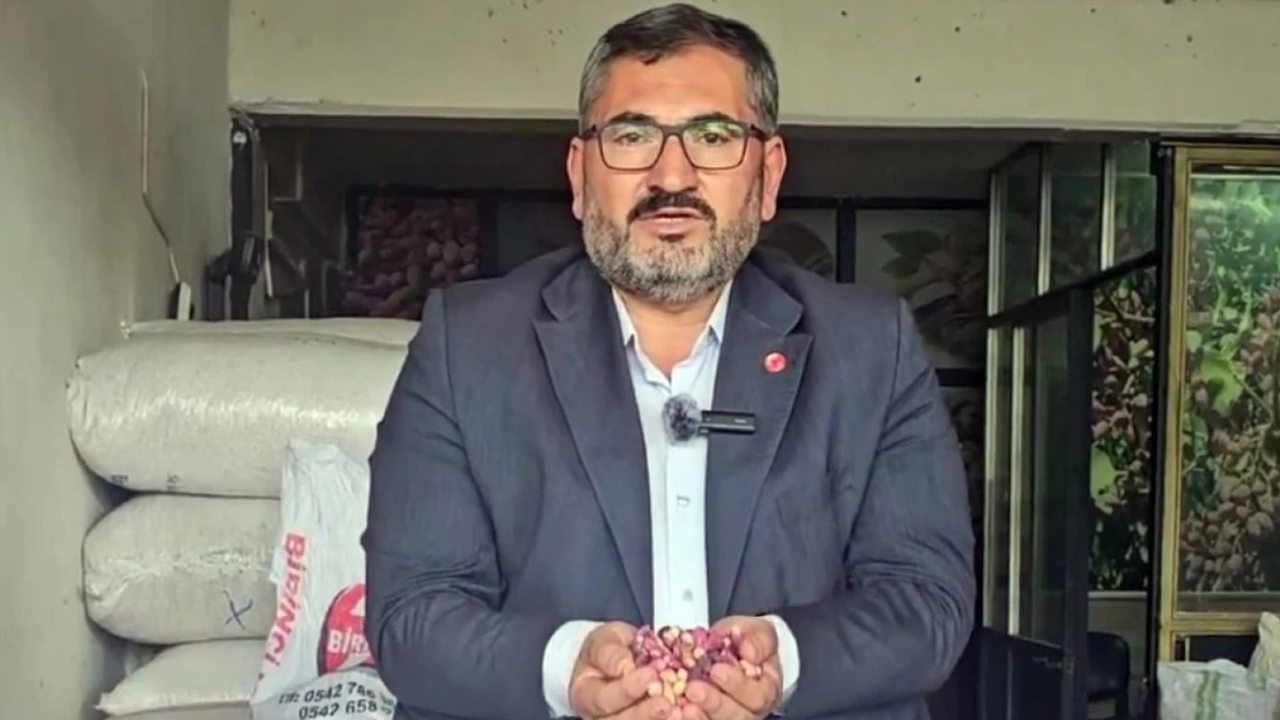  Şanlıurfa’dan bakanlara fıstık isyanı: Ürünümüz elimizde kaldı, borçlarımızı ödeyemedik