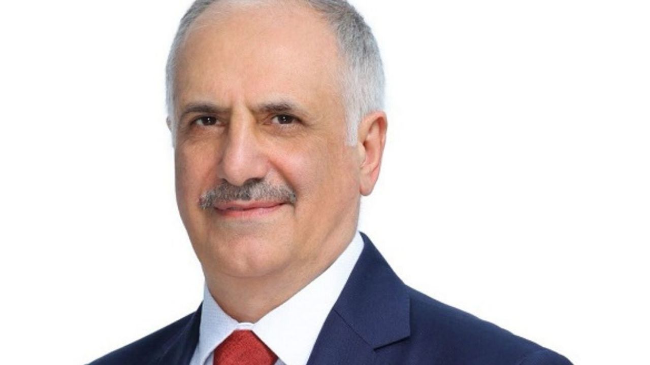 Hazine ve Maliye Bakan Yardımcısı Çelik emeklilik dilekçesini sundu