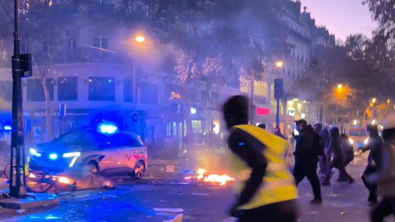 Fransa, yeni protestoların ardından sokaklardaki polis varlığını artıracak
