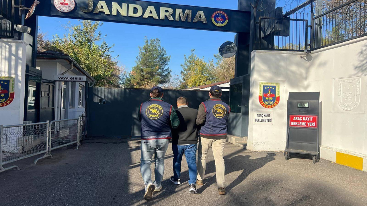 Diyarbakır'da çeşitli suçlardan aranan 85 kişi yakalandı