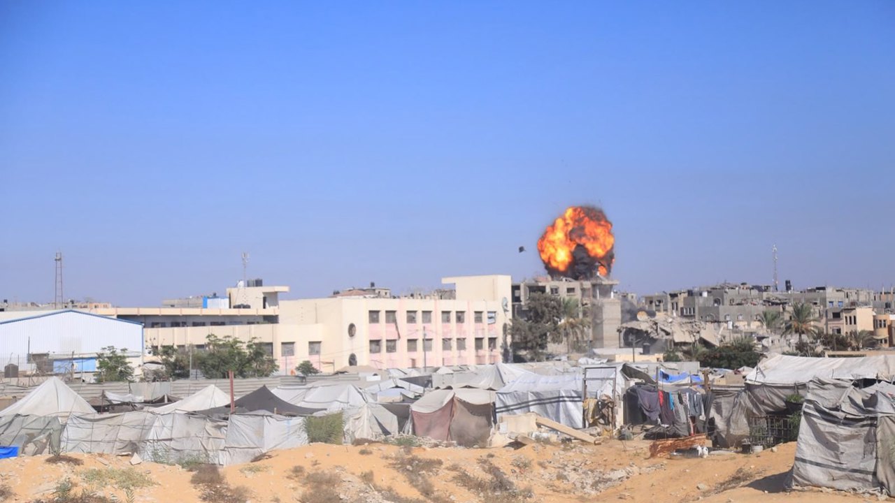 BBC sunucusundan itiraf: Gazze'deki soykırımın haberleştirilmesinde israille işbirliği içindeyiz