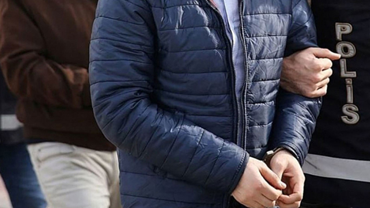 Çukurova Belediyesi soruşturmasında 49 şüpheli adliyede